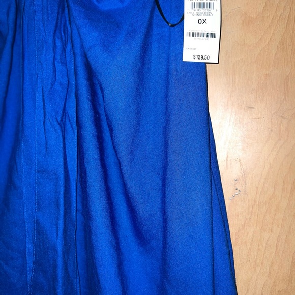Brand new, never worn. Royal blue linen. Size 0X or XL - Picture 2 of 5